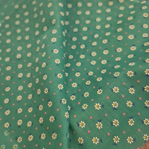 Fabric, Emerald Green White Daisy Mini Pink Dot Cotton 45" x 4.33 yds - Picture 2 of 8